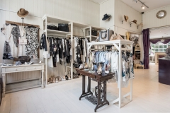 Deuxieme-Pre-Loved-Clothes-Shop-Photography (3)